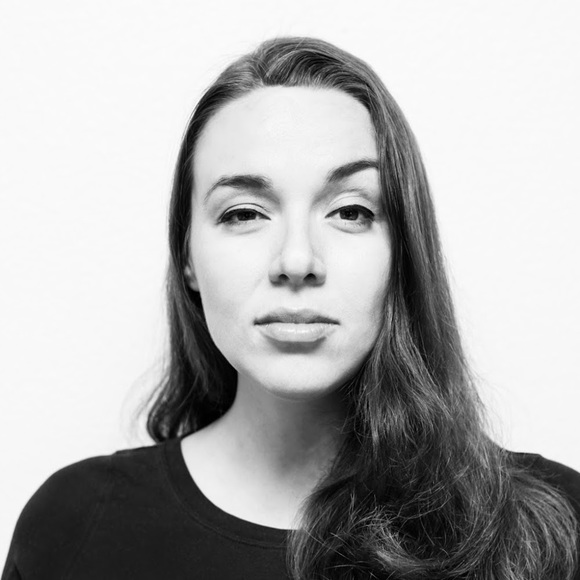 Meet your Posher, Jennifer - Picture 1 of 1